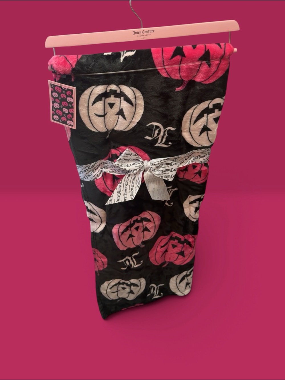 Juicy Couture Black Pink Pumpkin Print Plush Throw Blanket